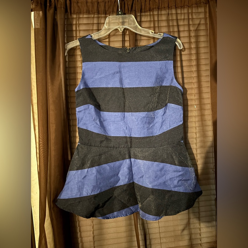 Banana Republic Blue and Black Top Blouse Sleeveless with Silver Sheen